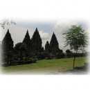 2000173605_20110308035243_prambanan-32626_130x130