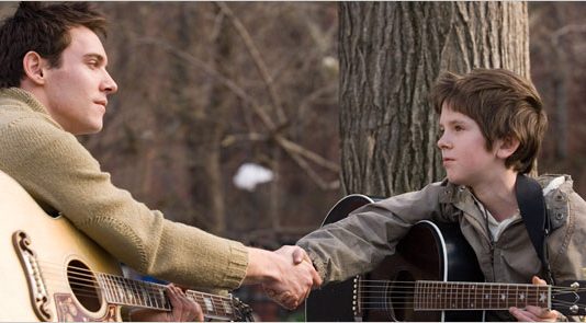 Review Film August Rush Review Film August Rush
